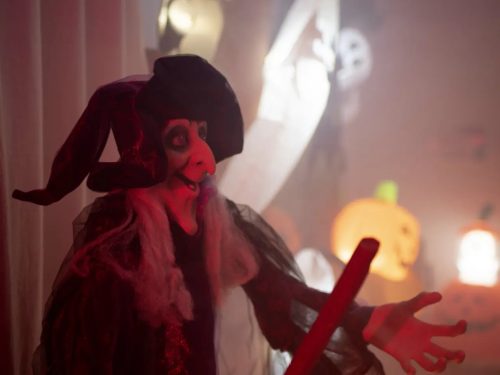 Halloween boszorkány, animált