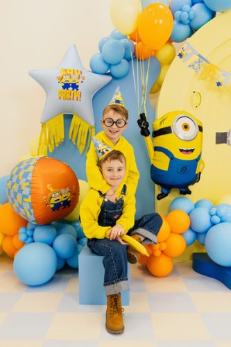Minion papírsapka szett, 16 cm, 3 mintával, 6 db
