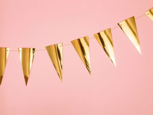 Arany tükörfényes girland zászlókkal 2,15 m – DIY dekoráció