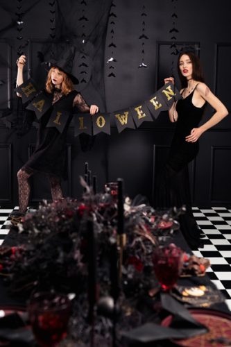 Halloween feliratos fekete - arany füzér