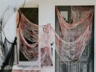 Vérfoltos fehér dekor anyag 0,72x9,8m kültéri és beltéri használatra