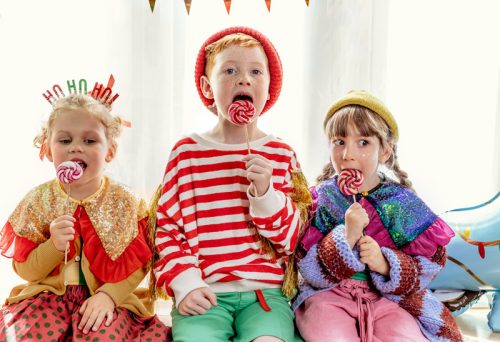 Gyermek arany flitteres gallér piros fodorral, 3-7 éveseknek