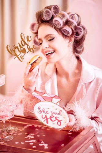 Tortatortabeszúró Leendő menyasszony, 17,5 cm, rózsaszín arany