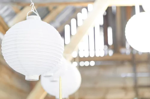 LED-es Fehér színű papír lampion 20 cm