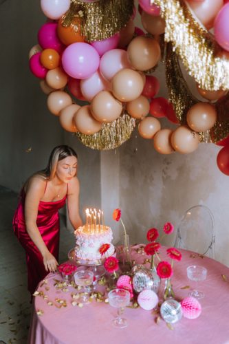 Összekötő léggömbök, 33 cm, akt (1 pkt / 20 db.)