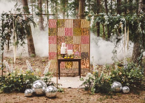 Háttérpanel, négyzet alakú, arany színű, 30x30 cm