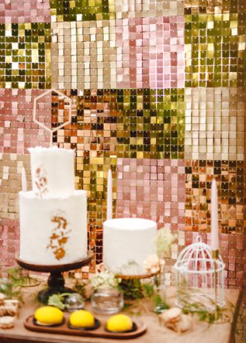 Flitteres háttérpanel, négyzet alakú, rózsaszín arany színű, 30x30 cm