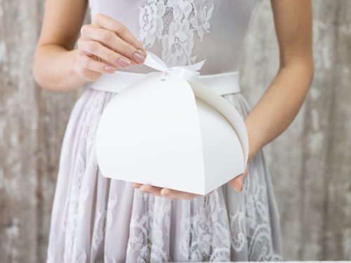 Tortás doboz, fehér, 16,5x14x9,5 cm (1 db / 10 db)