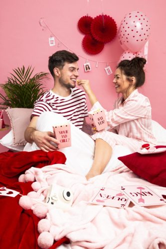 Függő dekoráció, piros, 20-30cm (1 db / 3 db)