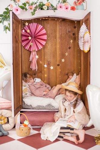 Dekoratív rozetták Virágok, keverék, 26-43 cm (1 pkt / 3 db.)