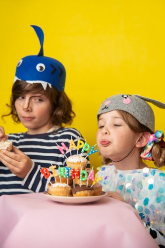 Születésnapi gyertya Boldog születésnapot, mix, 2,5cm (1 db / 13 db.)