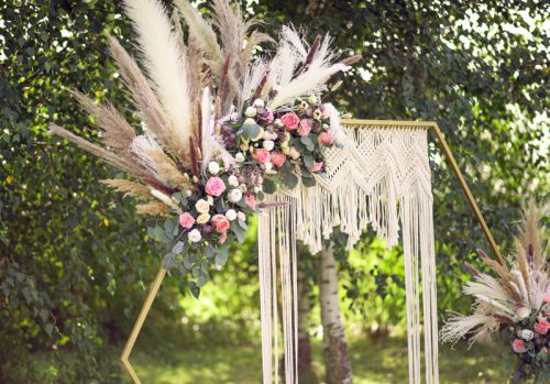 Hatszögletű háttérállvány, arany, 2m