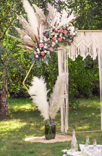 Hatszögletű háttérállvány, arany, 2m