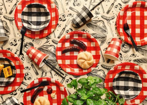 Piros-korall-tejszín kockás papírtányérok, 27 cm, 6 db