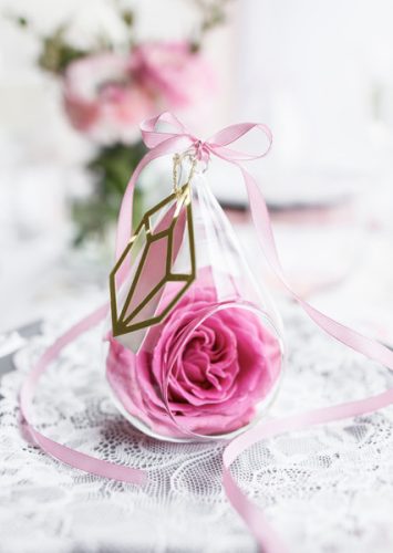 Szaténszalag, világos rózsaszín, 6mm/25m (1 db / 25 lm)