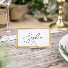 Ültetőkártyatartók