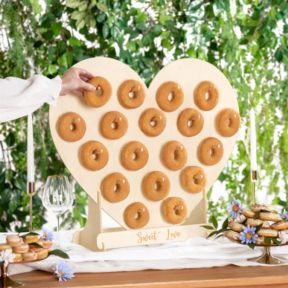 Fánk tartó állványok